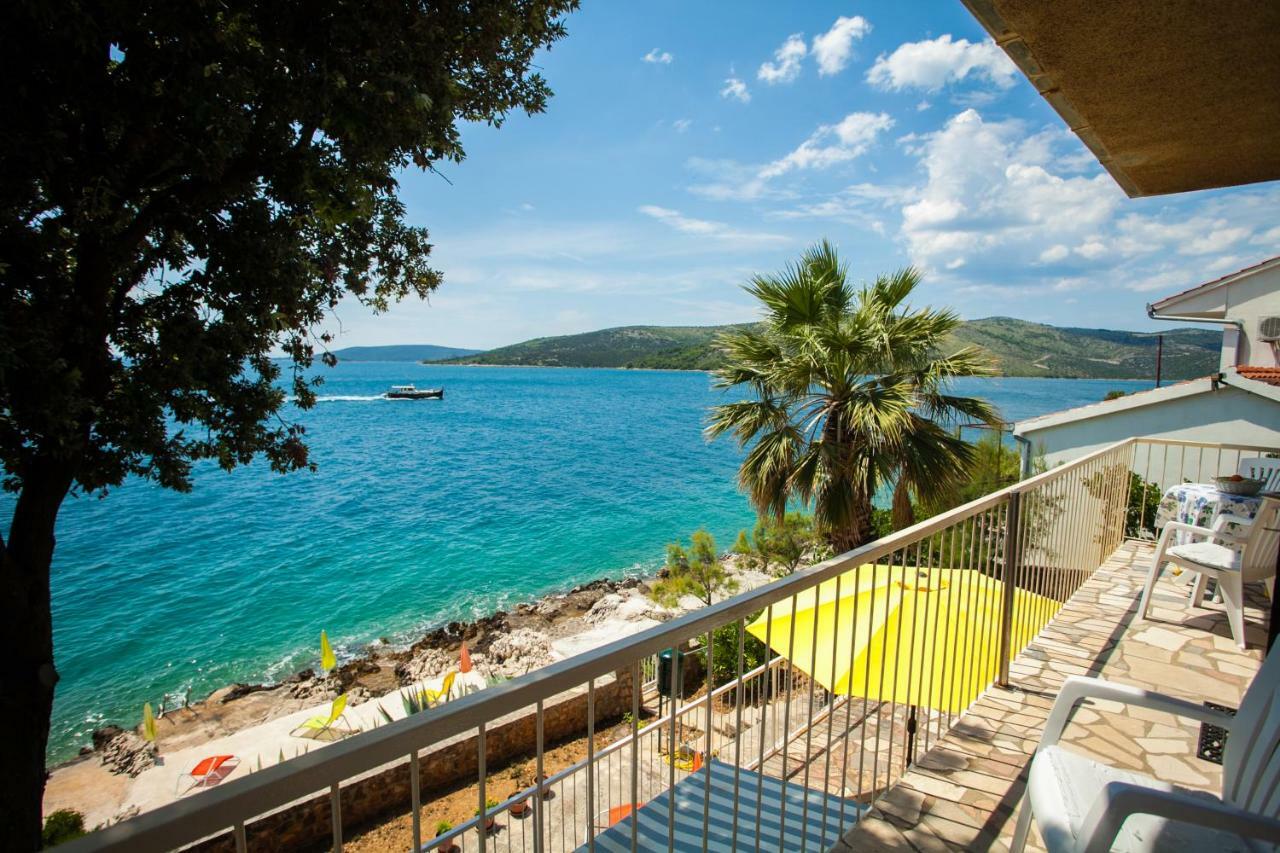 Villa Amarela Seget Vranjica Extérieur photo